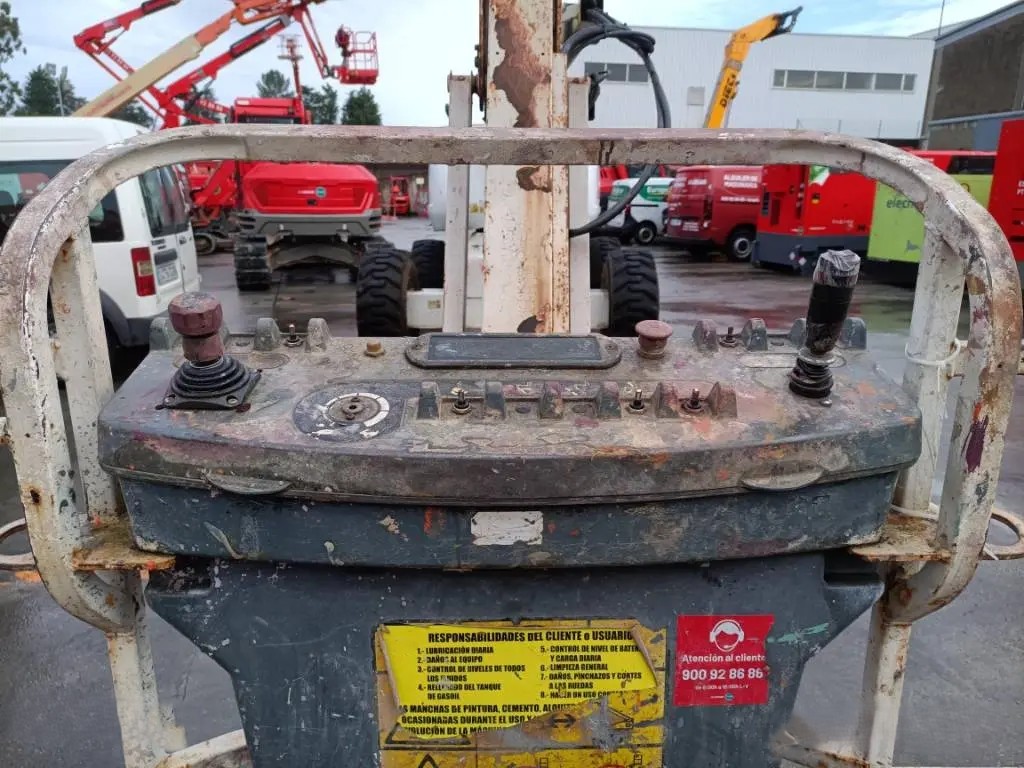 Telescopic Boom Lift - View 3